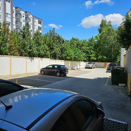 Kc Apartment Суботиця Екстер'єр фото